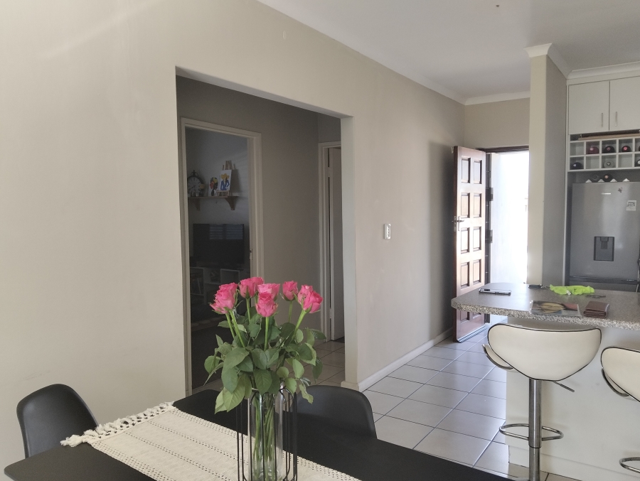 To Let 3 Bedroom Property for Rent in Vredelust Western Cape